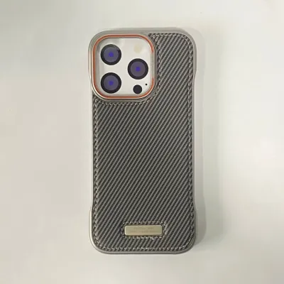 iPhone 16 Про учун Carbon Ch1134 MagSafe кулранг ғилофи